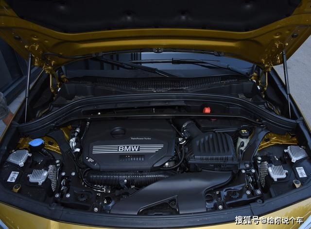 車標就值十萬的3款豪華SUV，網(wǎng)友：以后買車要繞著走
