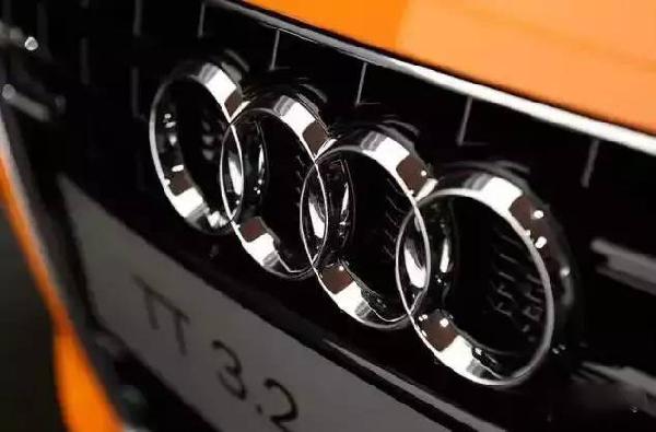 《速8》里的豪車你不懂，這些豪車車標(biāo)也不認(rèn)識(shí)？