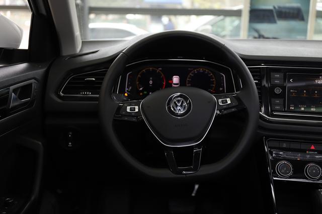 車標(biāo)下面帶字母 大眾轎跑SUV不輸奔馳路虎 13.58萬起配置豐富