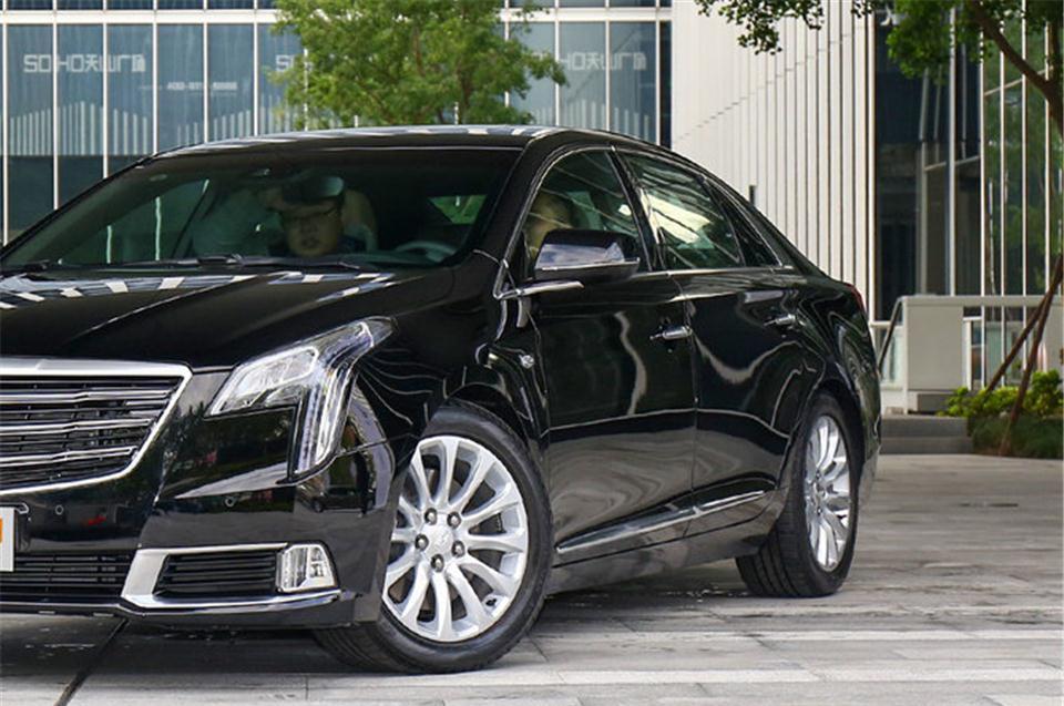 吃了“車標(biāo)”虧的豪華轎車，車長超5米1，高速穩(wěn)過E級，卻賣不動