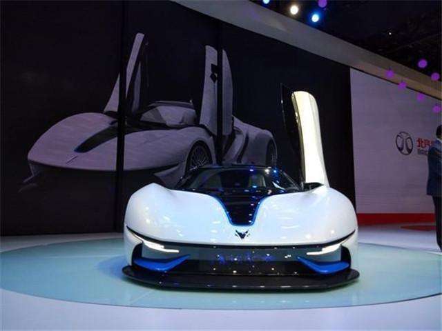 車標(biāo)比BYD還難看，換標(biāo)后，檔次完勝保時(shí)捷