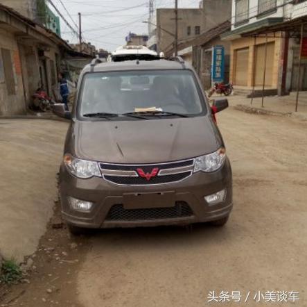 國(guó)產(chǎn)較暢銷七座車，車標(biāo)國(guó)人較愛(ài)，敢跟豪車掰手腕！