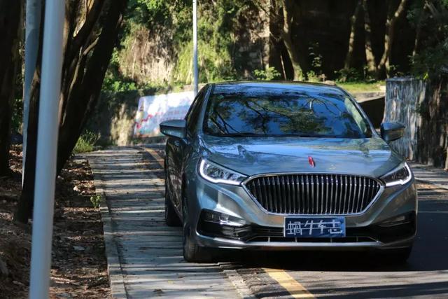 5個國產(chǎn)品牌換logo后成較美車標，紅旗較徹底，比亞迪顏值高
