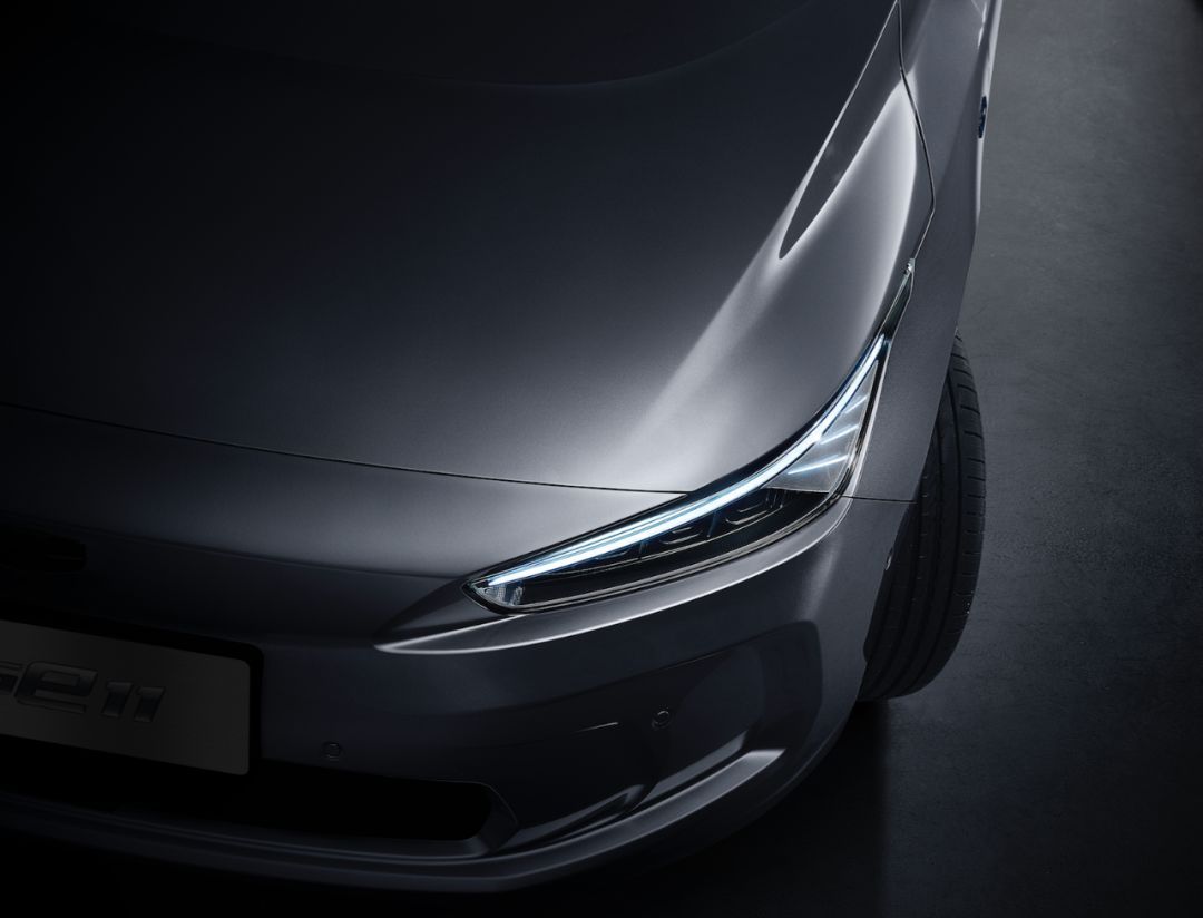 吉利新LOGO加持，這款車聽說要挑戰(zhàn)特斯拉Model 3！