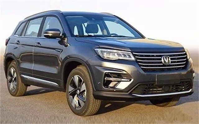 長安這車被嘲諷為山寨車，去掉字母車標(biāo)后，比寶馬X6都帶勁
