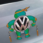 大眾車(chē)主嫌車(chē)標(biāo)不好看，爆改