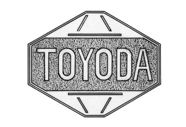 豐田車標(biāo)是怎么演變來(lái)的？一開始不叫TOYOTA