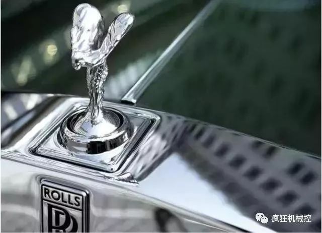 勞斯萊斯車標一碰就自動收回，怎么做到的？