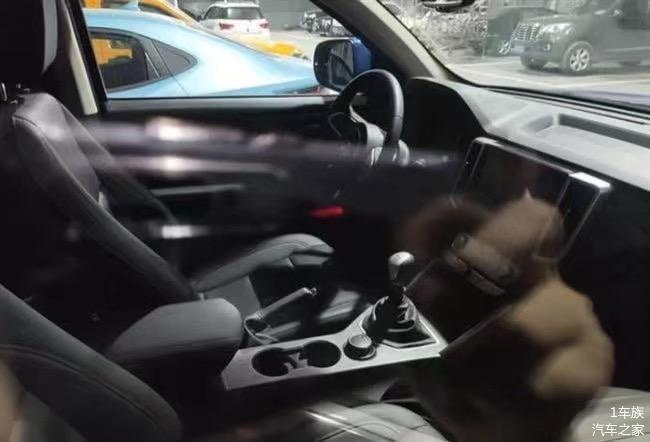 長(zhǎng)城炮實(shí)車已到店了，上市在即，采用新車標(biāo)，提供多種版本！