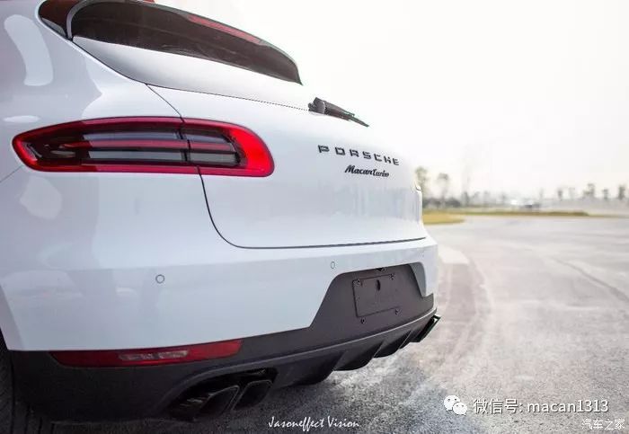 小哥花了一輛macan的錢來改裝新提的車，尤其那個輪轂。。。。。