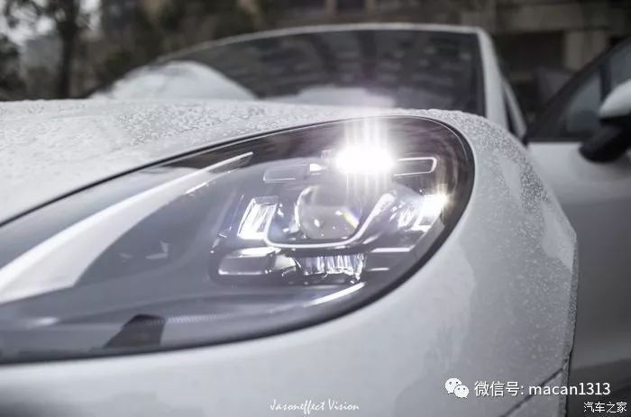 小哥花了一輛macan的錢來改裝新提的車，尤其那個輪轂。。。。。