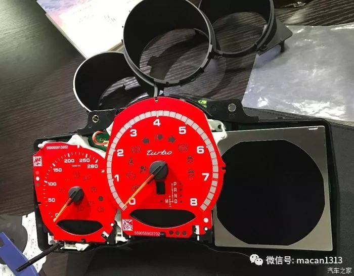 小哥花了一輛macan的錢來改裝新提的車，尤其那個輪轂。。。。。