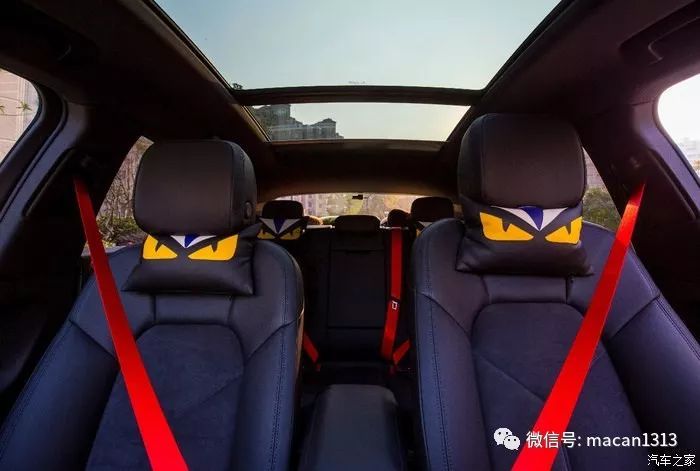 小哥花了一輛macan的錢來改裝新提的車，尤其那個輪轂。。。。。