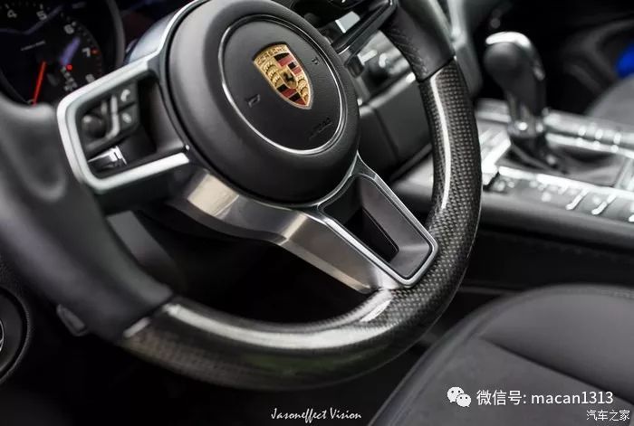 小哥花了一輛macan的錢來改裝新提的車，尤其那個輪轂。。。。。