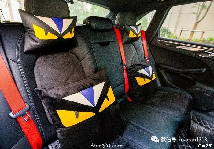 小哥花了一輛macan的錢來改裝新提的車，尤其那個輪轂。。。。。