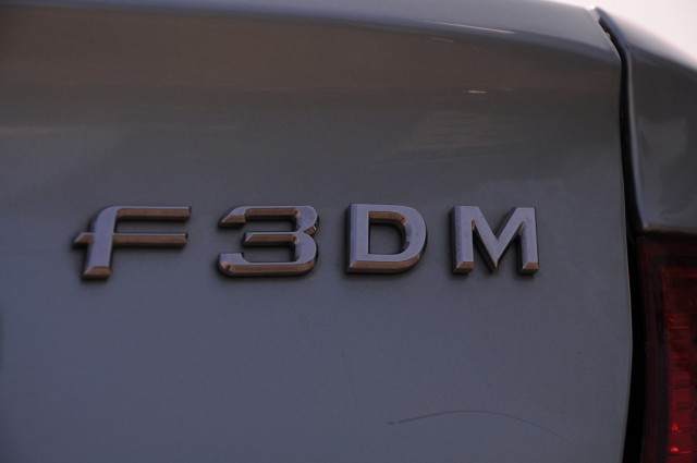 認(rèn)識車標(biāo)算什么？這些汽車尾標(biāo)你知道什么意思嗎？