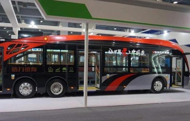 董明珠造車(chē)成功了，充電僅15分鐘，車(chē)標(biāo)比奧迪多出一個(gè)環(huán)