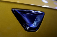 又是一款摳標(biāo)車？網(wǎng)友改裝捷